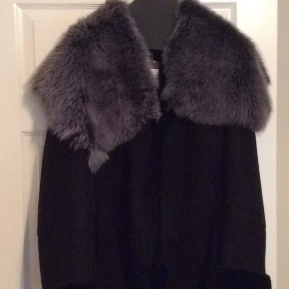 Shearling coat by Badgley Mischka couture black suede coat shearling, nwt - Picture 5 of 13